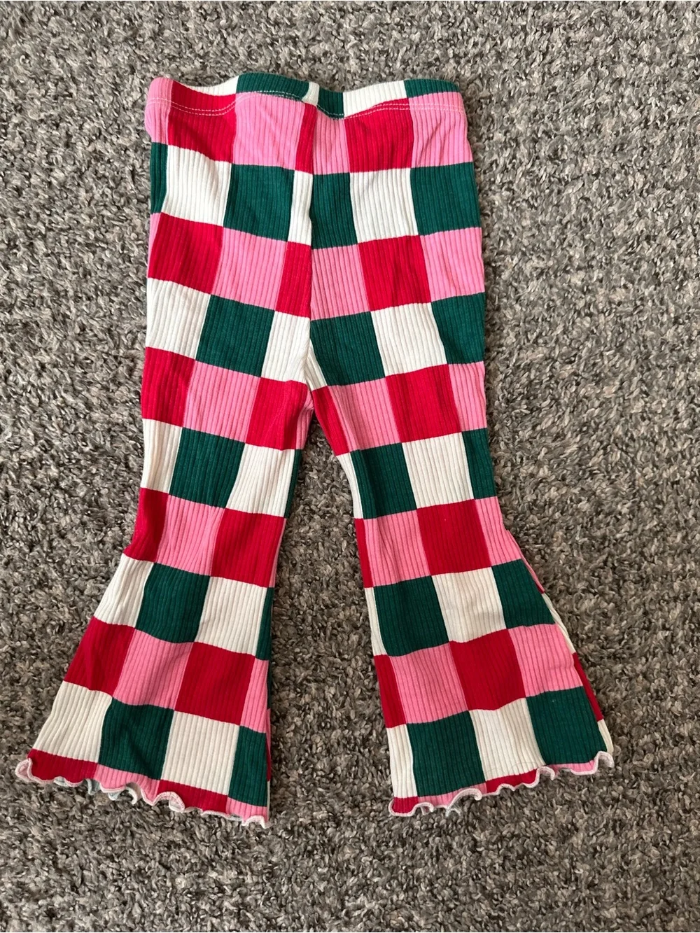 Old Navy checkerboard pull